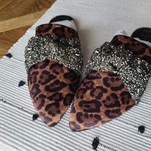 Leopard slides with embelishment